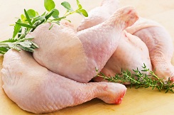 Sự thật rùng mình về đùi gà tây bán tràn lan trên thị trường