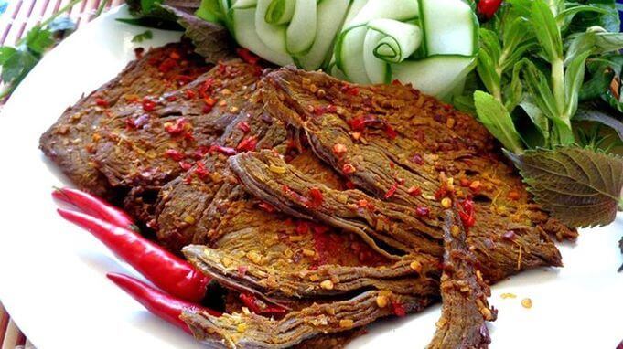 Thịt bò khô không rõ nguồn gốc gây ngộ độc thực phẩm hết sức nguy hiểm