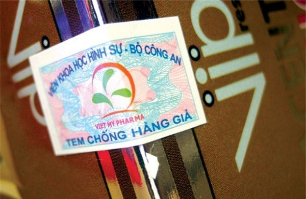Tem chống hàng giả gắn trên sản phẩm
